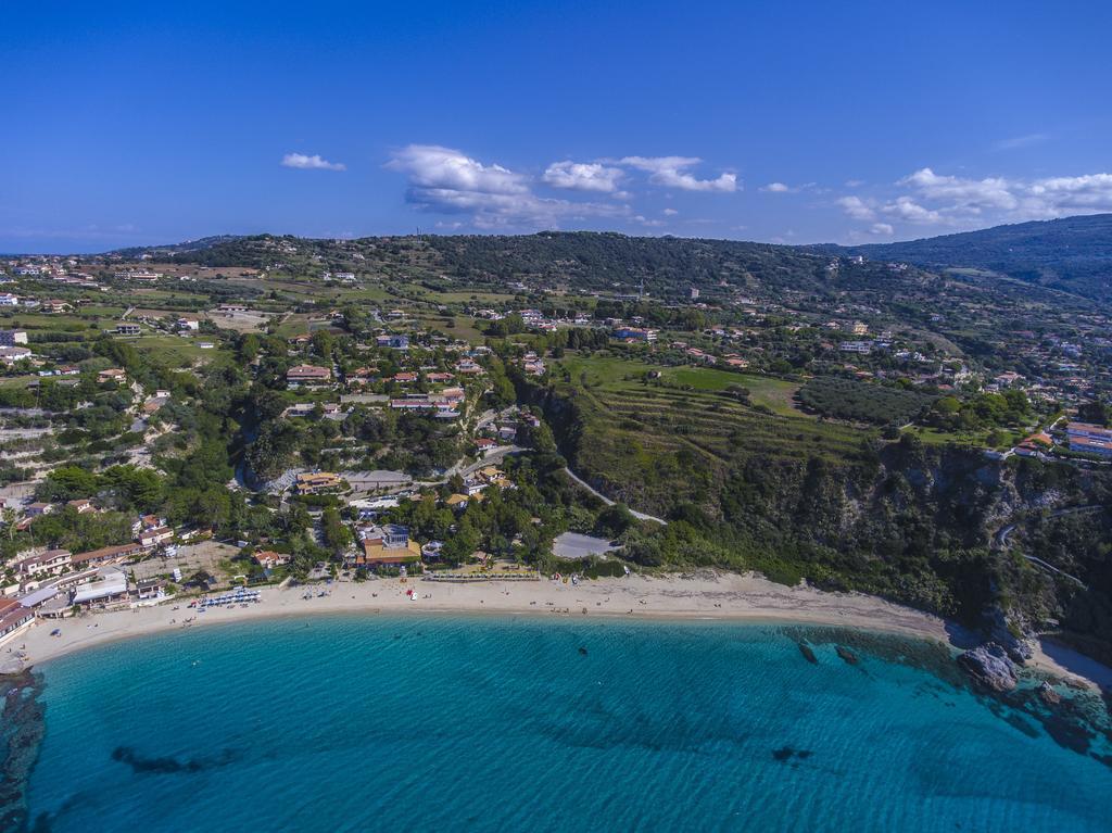 Hotel Village Eden Capo Vaticano Exterior photo