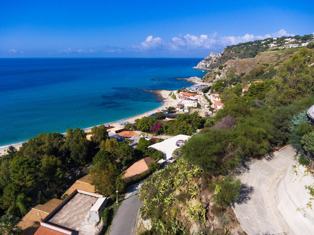 Hotel Village Eden Capo Vaticano Exterior photo