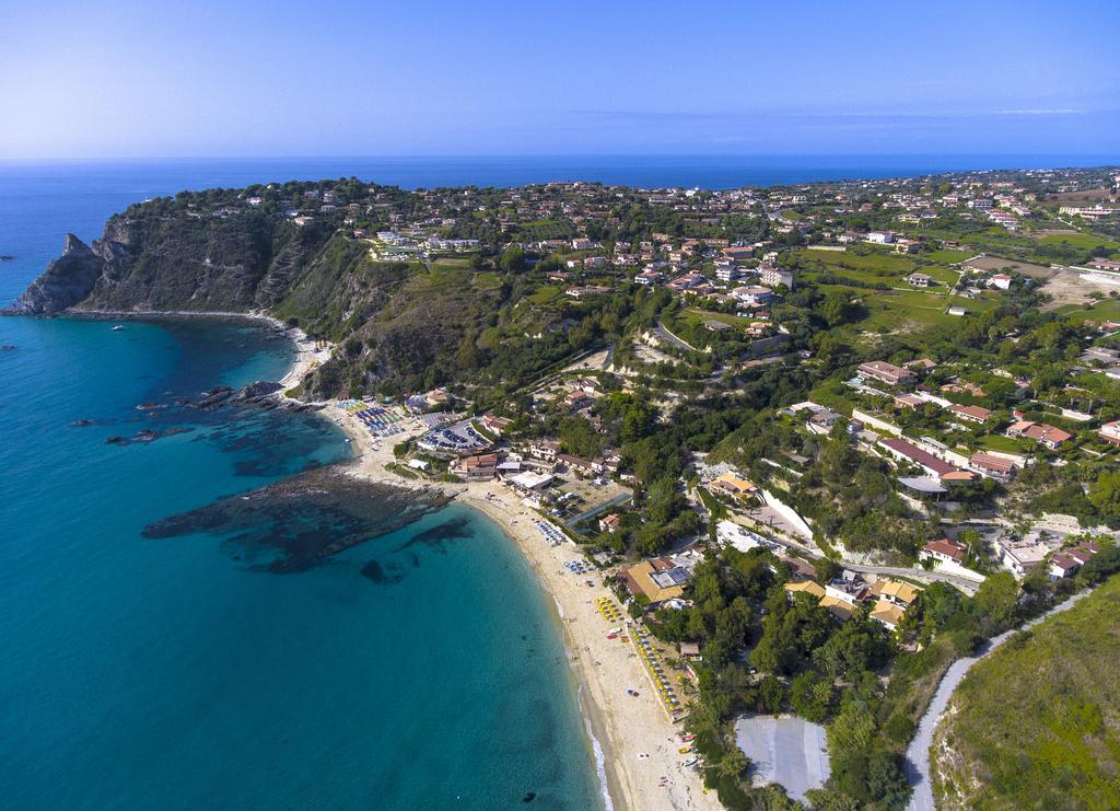 Hotel Village Eden Capo Vaticano Exterior photo