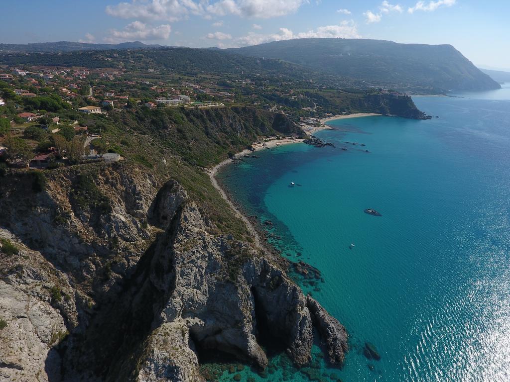 Hotel Village Eden Capo Vaticano Exterior photo